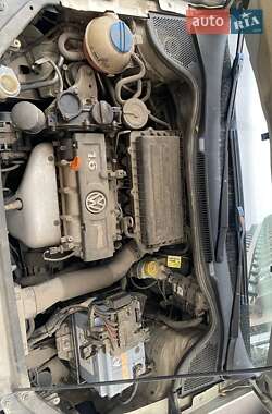 Седан Volkswagen Polo 2011 в 