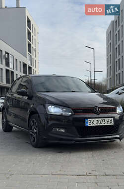 Хэтчбек Volkswagen Polo 2011 в Львове