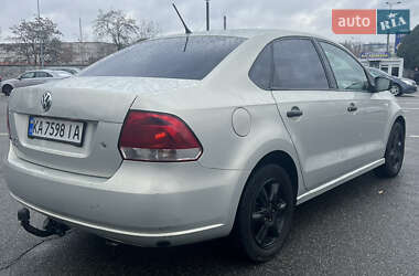 Седан Volkswagen Polo 2011 в Киеве