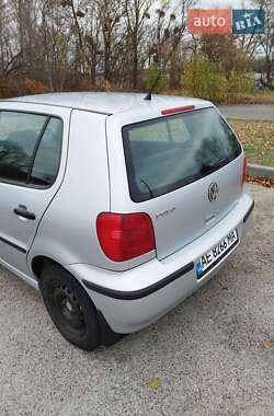 Хэтчбек Volkswagen Polo 2000 в Каневе