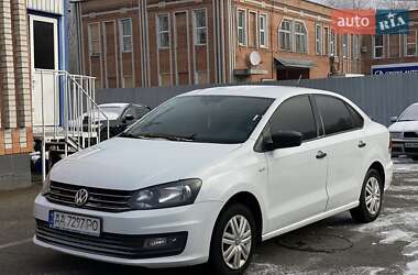 Седан Volkswagen Polo 2017 в Киеве