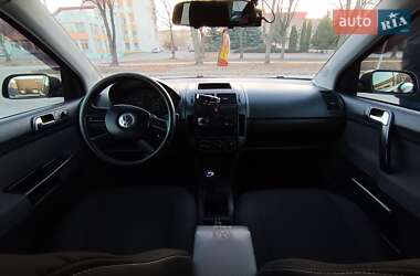 Хэтчбек Volkswagen Polo 2005 в 