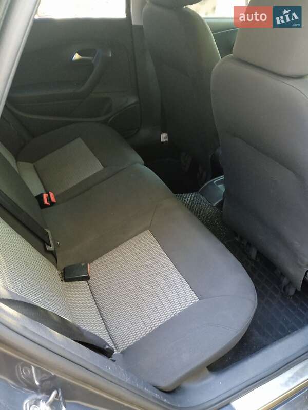 Седан Volkswagen Polo 2011 в Харькове