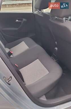 Хетчбек Volkswagen Polo 2010 в 