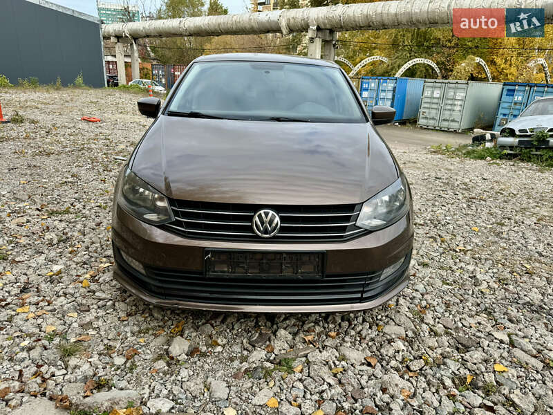 Седан Volkswagen Polo 2017 в Киеве