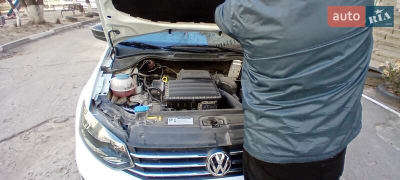 Седан Volkswagen Polo 2016 в Херсоне