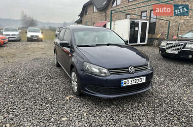 Седан Volkswagen Polo 2011 в Тячеві