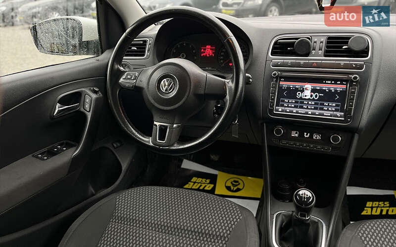 Седан Volkswagen Polo 2013 в Мукачевому
