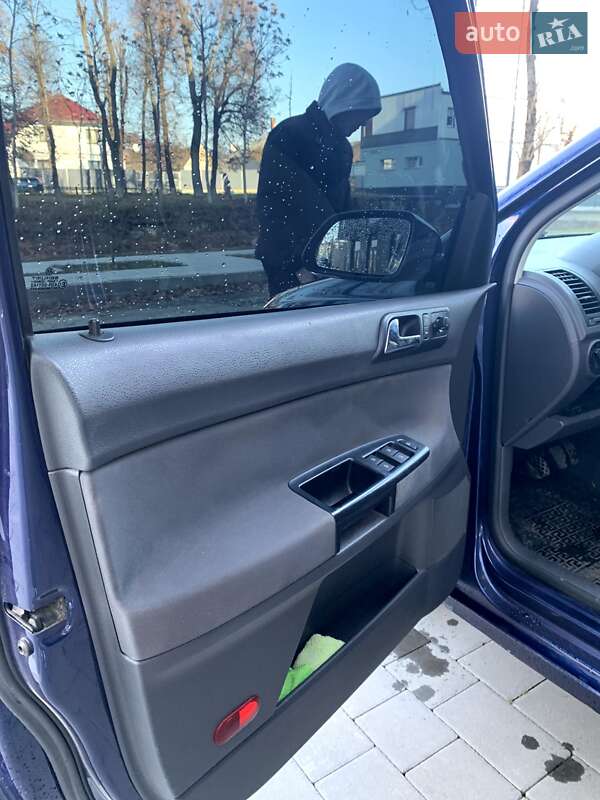 Хэтчбек Volkswagen Polo 2005 в Мукачево фото 10 Хэтчбек Volkswagen Polo 2005 в Мукачево