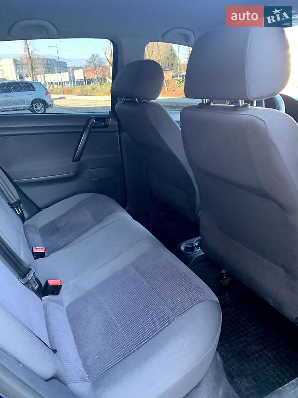 Хэтчбек Volkswagen Polo 2005 в Мукачево фото 7 Хэтчбек Volkswagen Polo 2005 в Мукачево