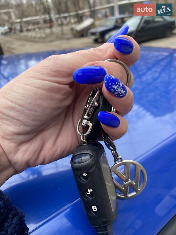 Хетчбек Volkswagen Polo 2004 в Дніпрі