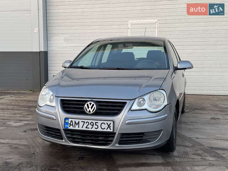 Хэтчбек Volkswagen Polo 2007 в Житомире