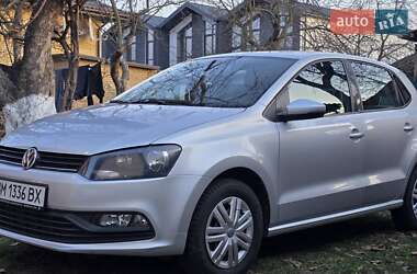 Хетчбек Volkswagen Polo 2015 в Києві