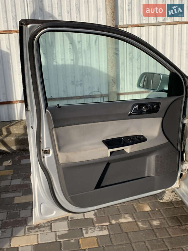 Хетчбек Volkswagen Polo 2003 в Ізяславі