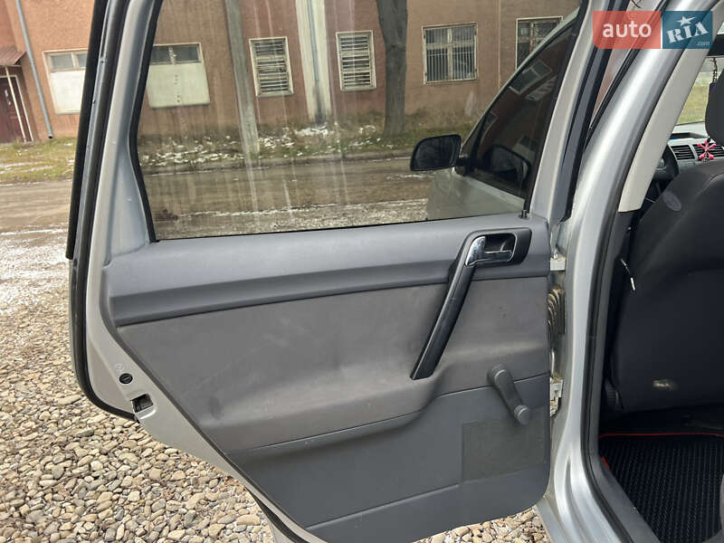 Хетчбек Volkswagen Polo 2003 в Коломиї