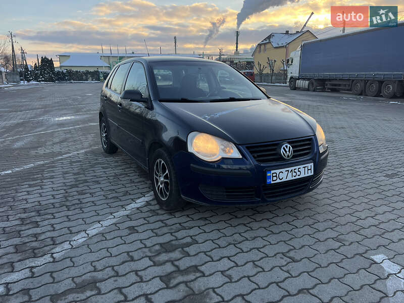 Хетчбек Volkswagen Polo 2007 в Городку