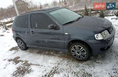 Хетчбек Volkswagen Polo 2000 в Новояворівську