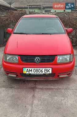 Хэтчбек Volkswagen Polo 1997 в Звягеле