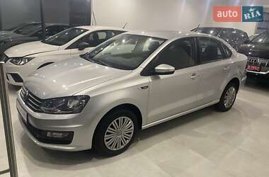 Седан Volkswagen Polo 2018 в Ирпене