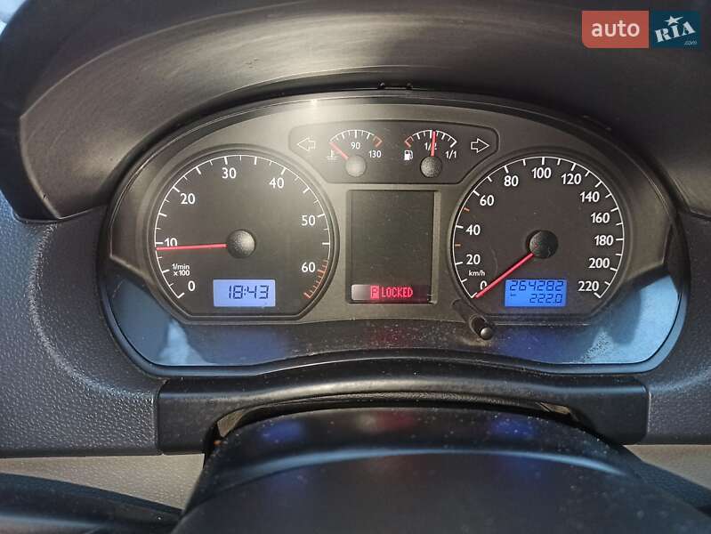 Хетчбек Volkswagen Polo 2005 в Івано-Франківську