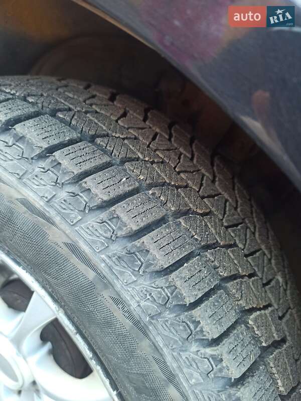 Хетчбек Volkswagen Polo 2005 в Івано-Франківську