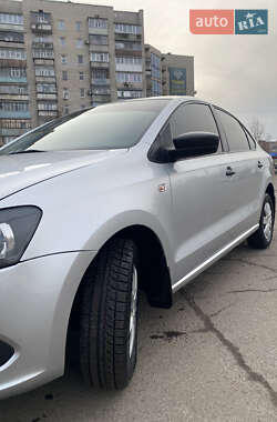 Седан Volkswagen Polo 2011 в Лозовій