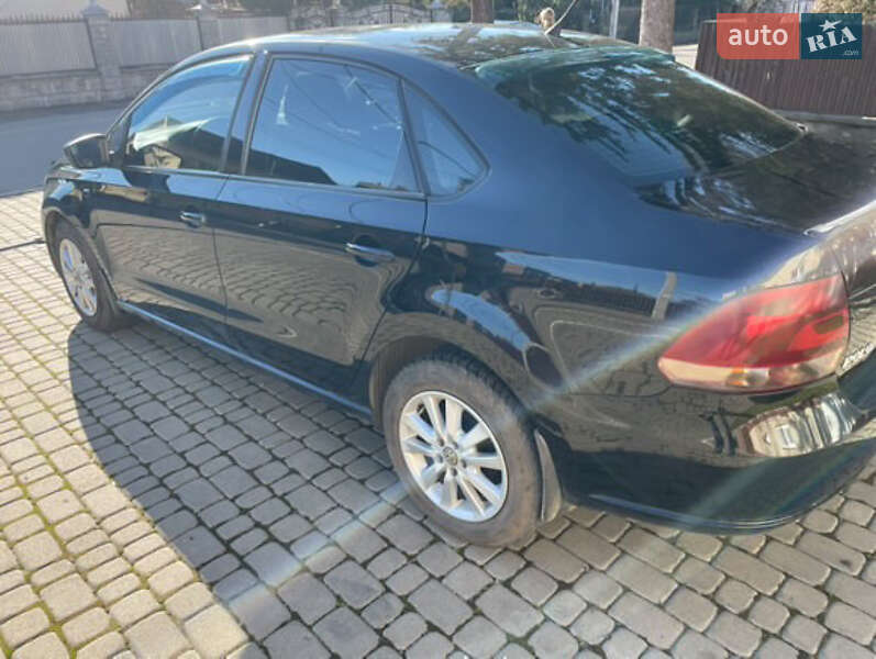Седан Volkswagen Polo 2011 в Ужгороде
