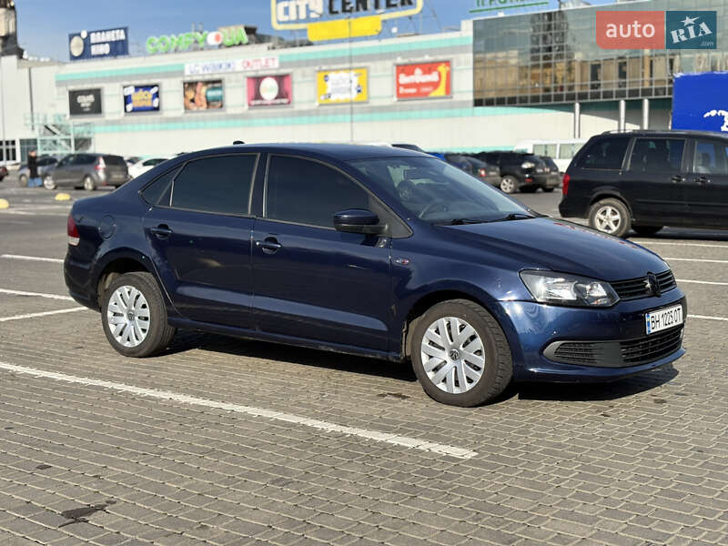 Седан Volkswagen Polo 2011 в Одессе