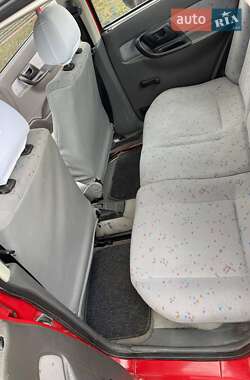 Седан Volkswagen Polo 1997 в Черновцах