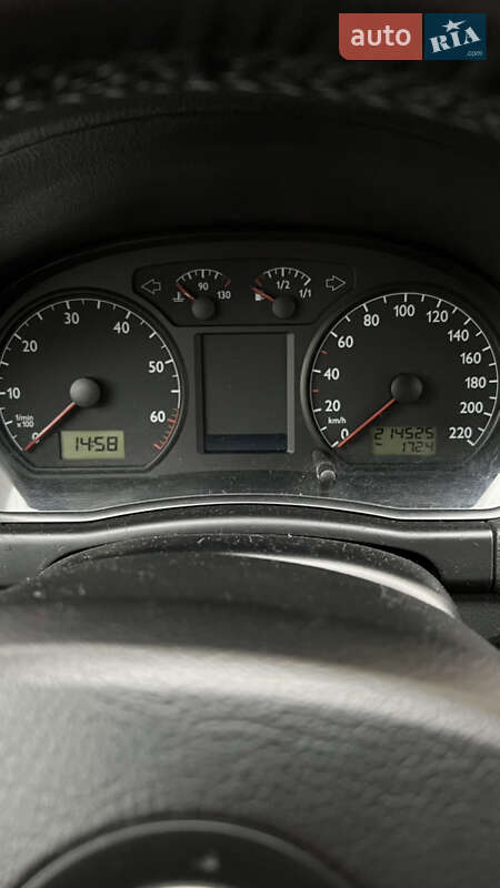 Хетчбек Volkswagen Polo 2002 в Дніпрі