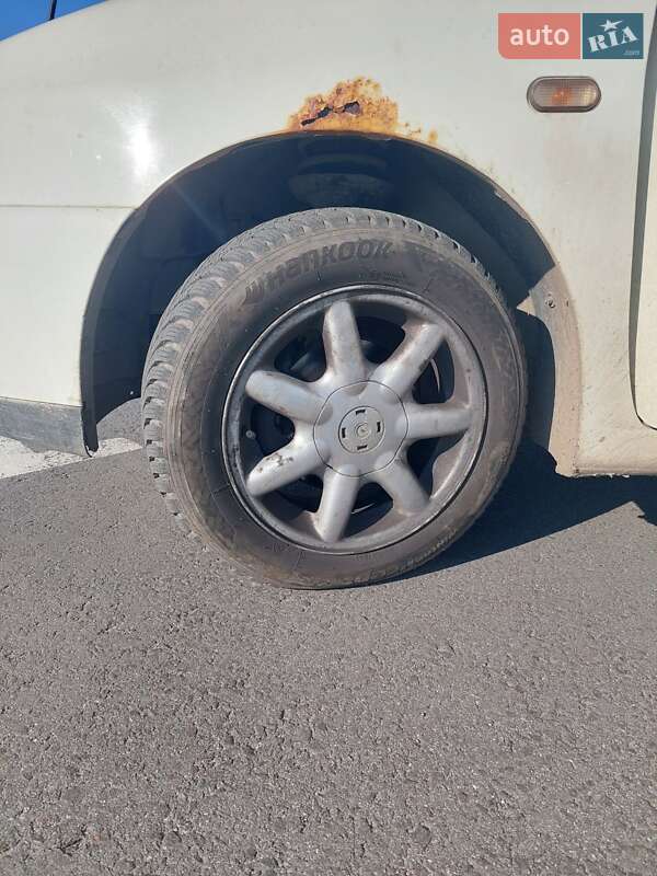 Хэтчбек Volkswagen Polo 1998 в Львове