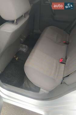 Хэтчбек Volkswagen Polo 2006 в 