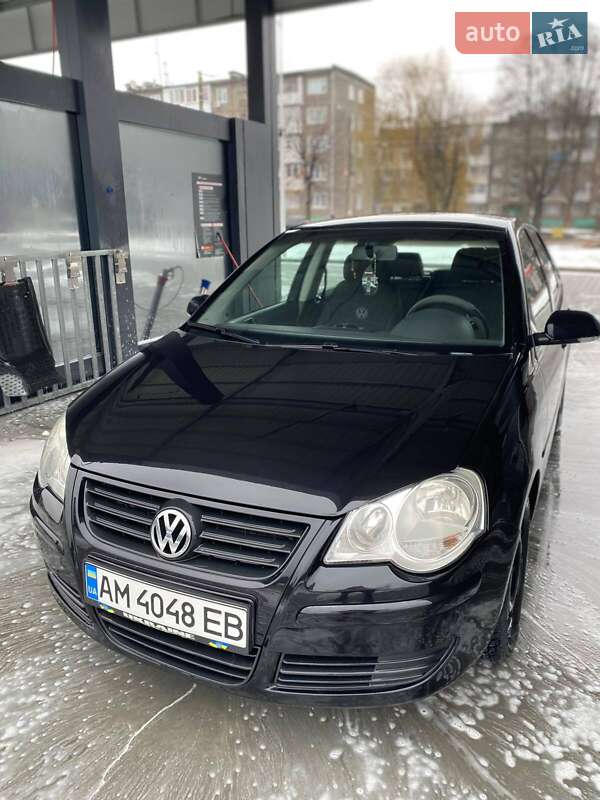 Хэтчбек Volkswagen Polo 2007 в Житомире