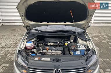 Седан Volkswagen Polo 2011 в 