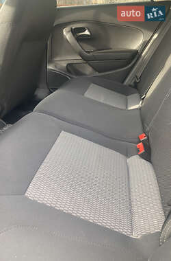 Седан Volkswagen Polo 2011 в 