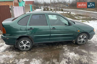 Седан Volkswagen Polo 1997 в Краснокутске