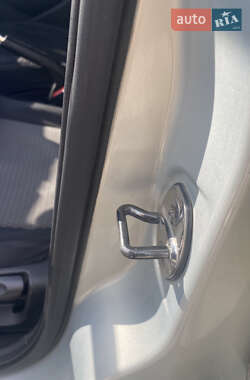 Седан Volkswagen Polo 2011 в 