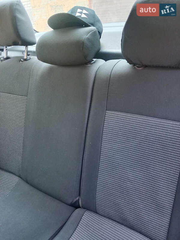 Седан Volkswagen Polo 2012 в Трускавце