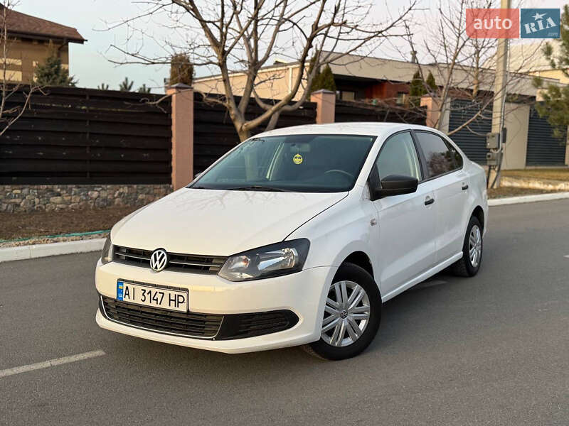 Седан Volkswagen Polo 2013 в Дніпрі