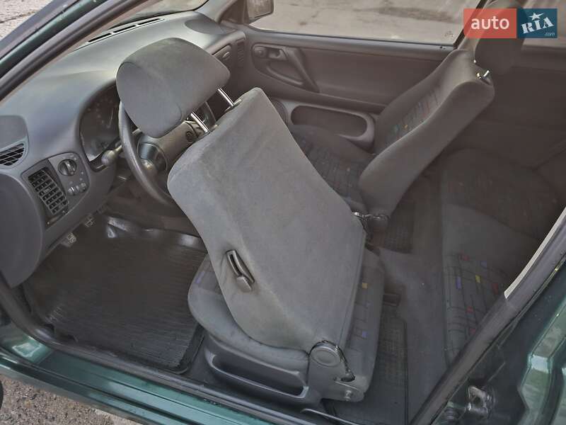 Хетчбек Volkswagen Polo 1998 в Ладижині