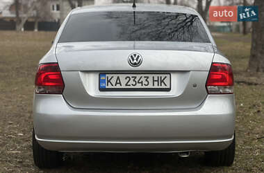 Седан Volkswagen Polo 2013 в 