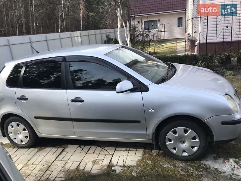 Хэтчбек Volkswagen Polo 2003 в Киеве