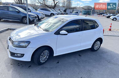 Хэтчбек Volkswagen Polo 2011 в 