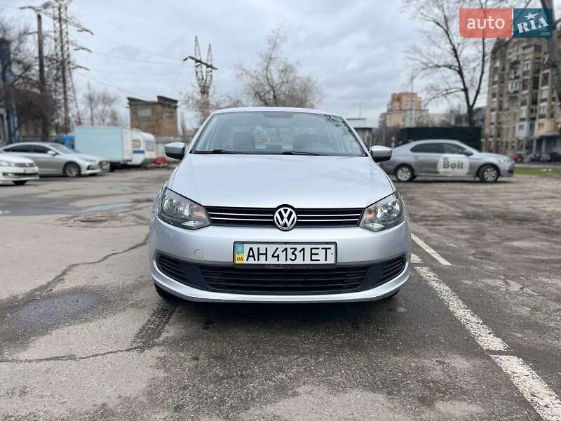 Седан Volkswagen Polo 2012 в Киеве фото 2 Седан Volkswagen Polo 2012 в Киеве