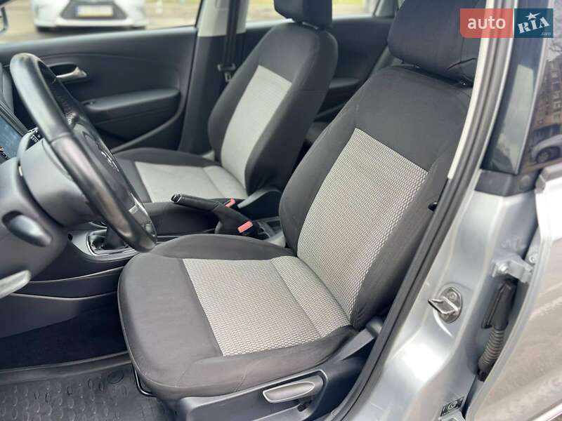 Седан Volkswagen Polo 2012 в Киеве фото 26 Седан Volkswagen Polo 2012 в Киеве