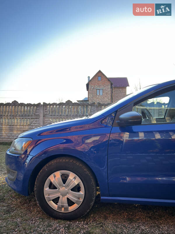 Хэтчбек Volkswagen Polo 2010 в Надворной