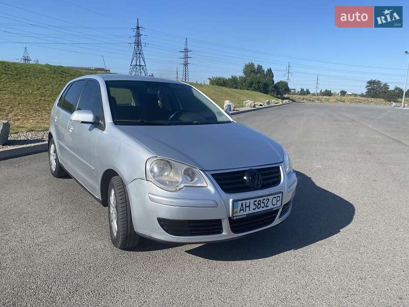 Хетчбек Volkswagen Polo 2008 в Дніпрі