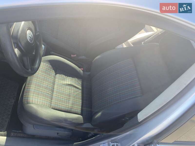 Хетчбек Volkswagen Polo 2008 в Дніпрі