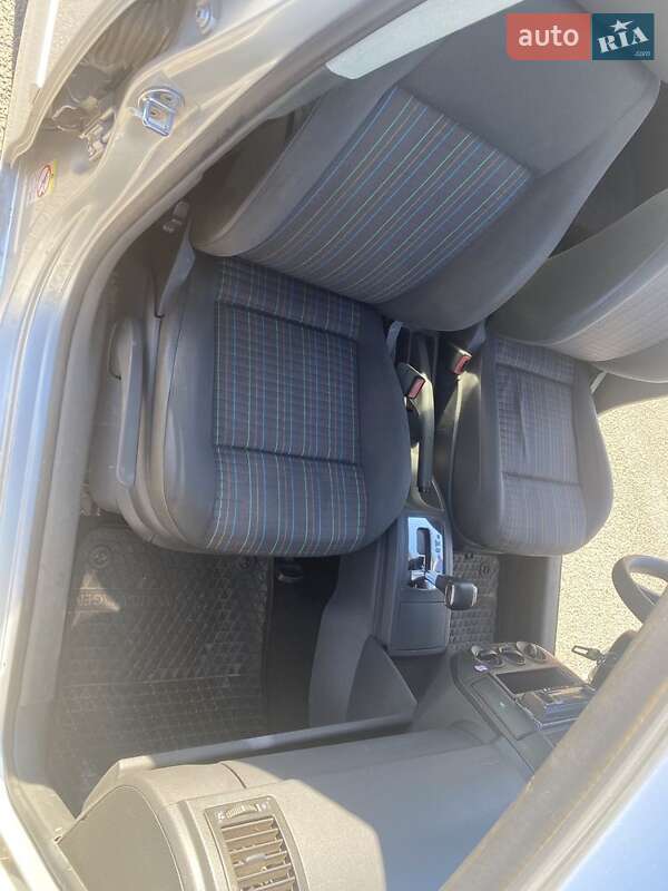 Хетчбек Volkswagen Polo 2008 в Дніпрі