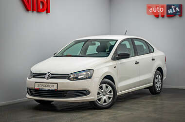 Седан Volkswagen Polo 2013 в Києві